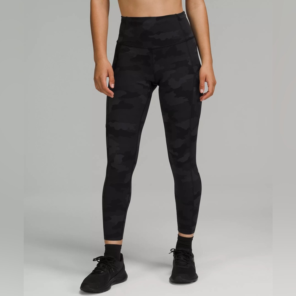 Lululemon Fast and Free 25” Heritage 365 Camo Deep Coal Multi Leggings